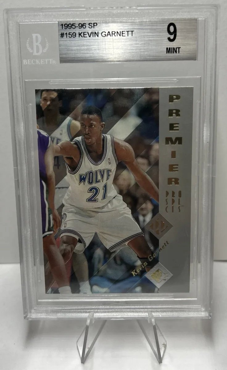 Front of 1995–96 SP Kevin Garnett #159.