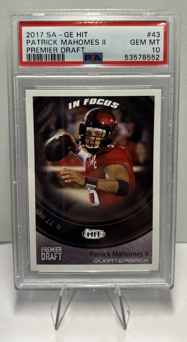 Front of 2017 SAGE HIT Patrick Mahomes II In Focus #43.